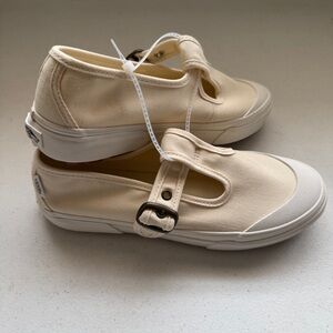 Vans Mary Jane Canvas Sneakers Cream White Buckle Low Top Women's Size 7.5 Men 6